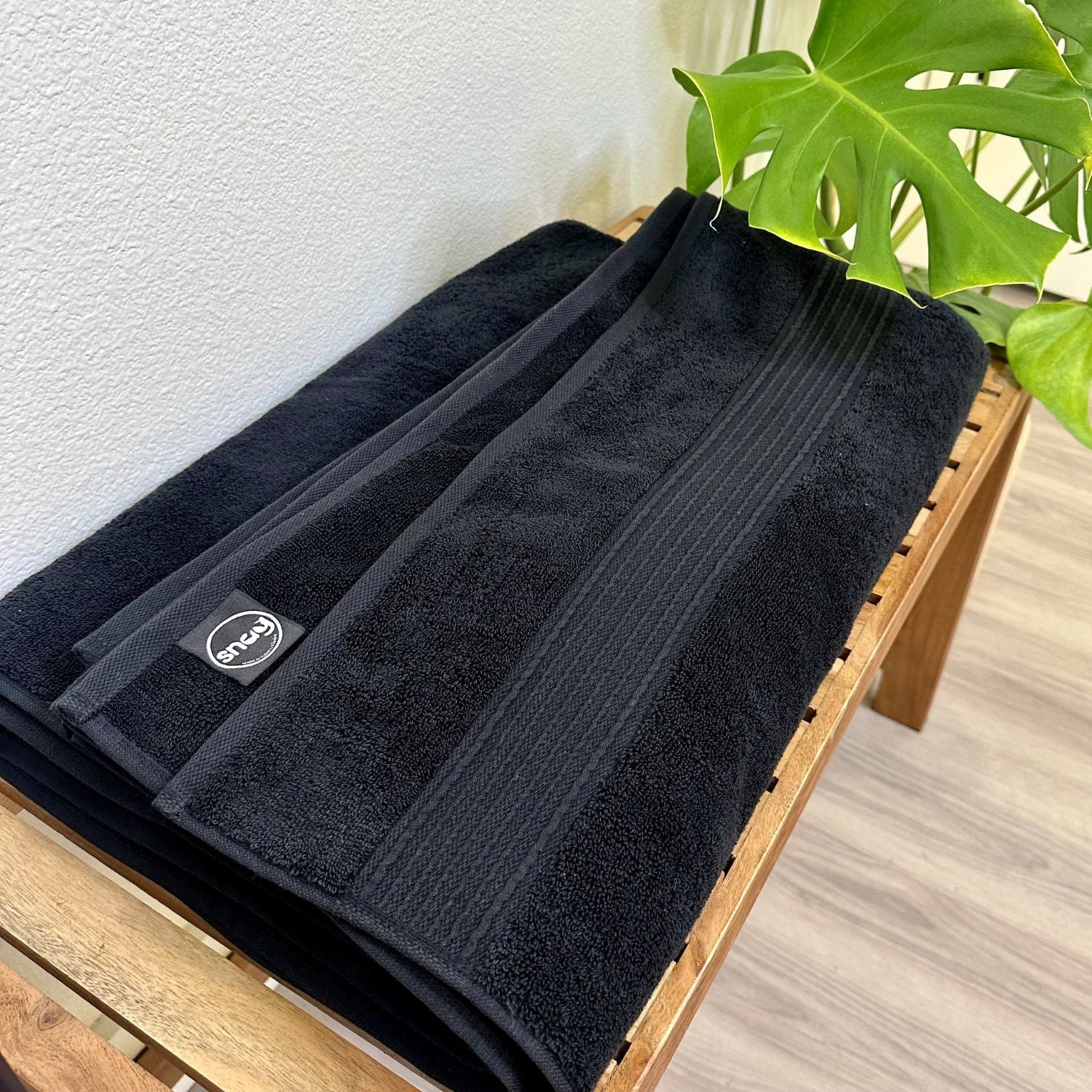 Big Softee Towel - Black - Image 5